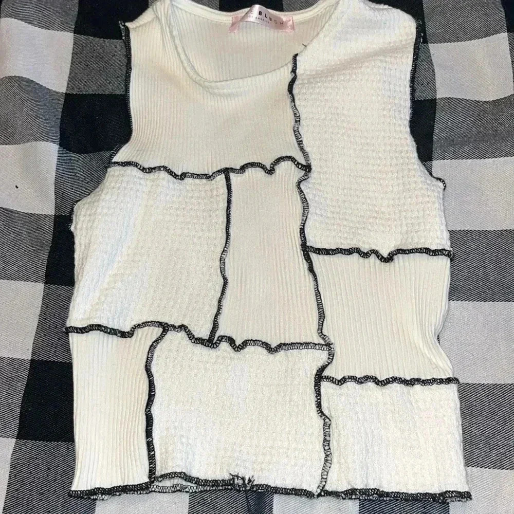BLUE BLUSH boutique Size small top